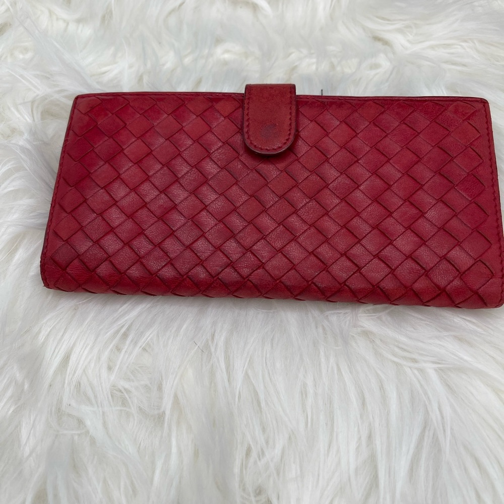 COPY - Bottega Veneta Long Red Wallet in woven Lambskin with a